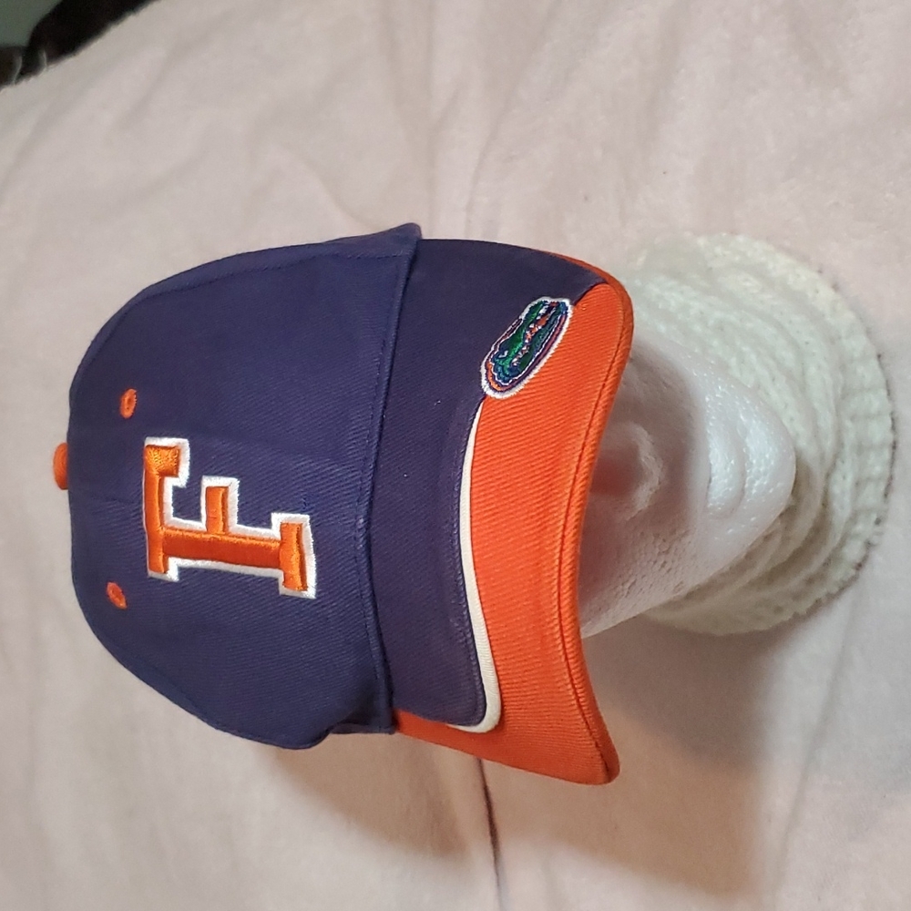 T.E.I. 6-Panel FLORIDA GATORS Blue/Orange Ballcap - Adjustable Back - OSFM - EC